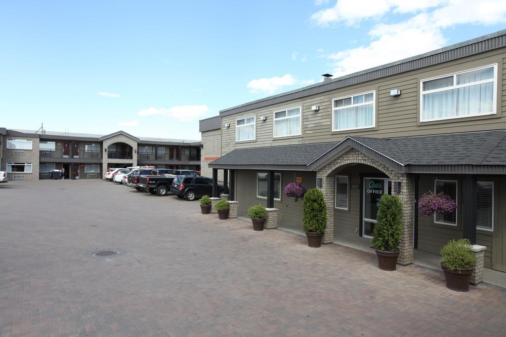 Canadas Best Value Inn-Prince George Bagian luar foto