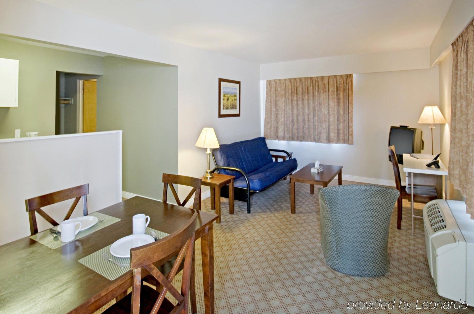 Canadas Best Value Inn-Prince George Bagian luar foto